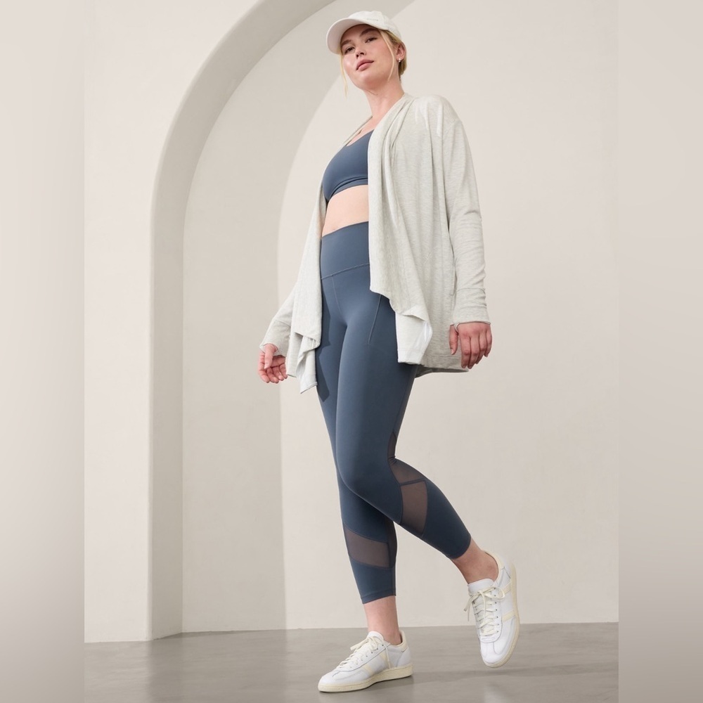 NWT Athleta Pranayama Restore Light Grey Heather Wrap Size 2X